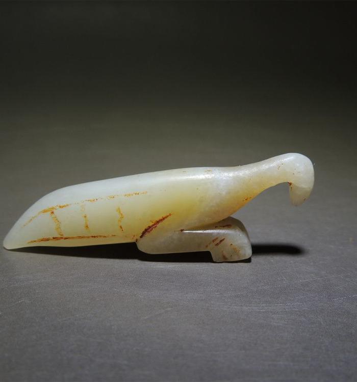 西周时期的白玉螳螂佩饰