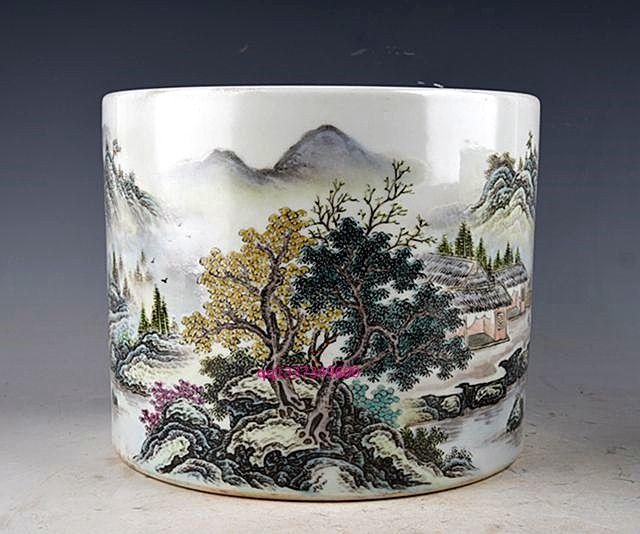 民国珠山八友张志汤作浅绛彩山水纹笔筒