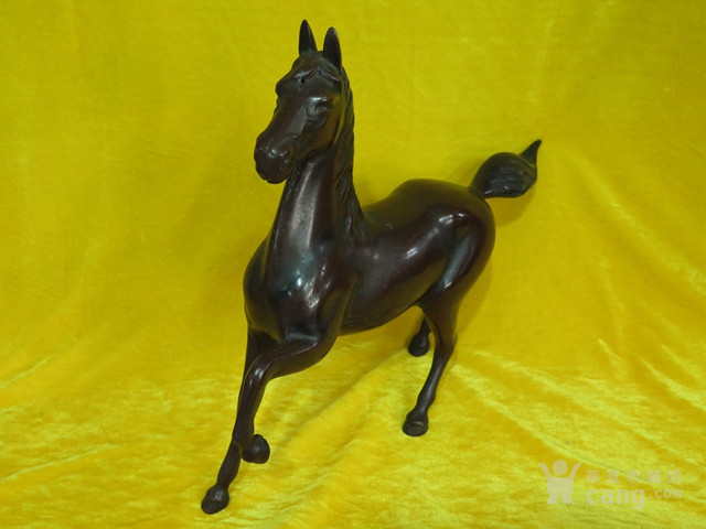 民国老铜马