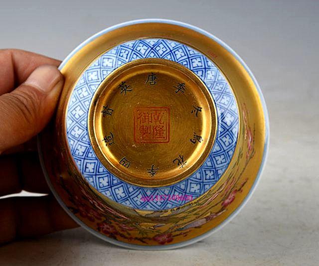 工艺品 瓷器 清乾隆唐英督造本金珐琅彩四季花鸟纹盖碗品相:全品
