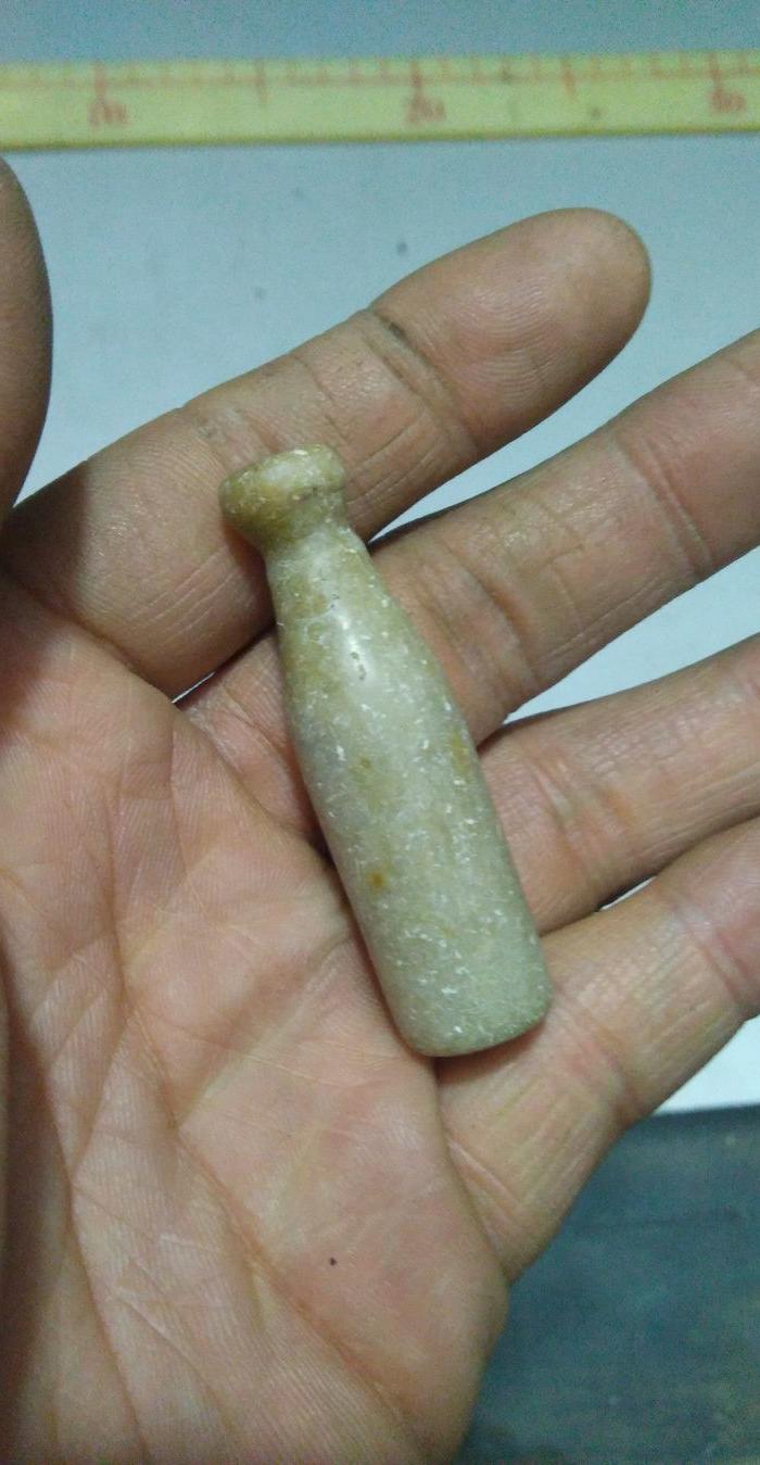 清代石头烟嘴一个