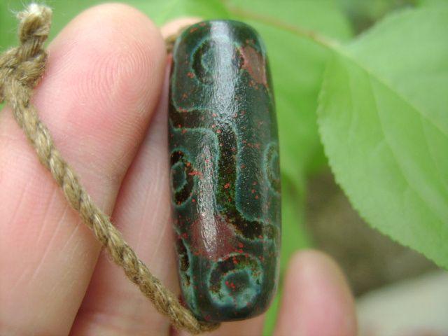 西藏朱砂珠材质绿*九页岩密宗天珠风化沧桑老珠子保真保老