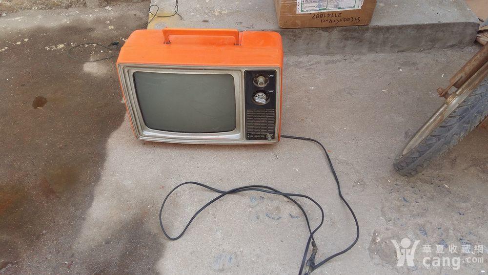 芦笛牌黑白电视机