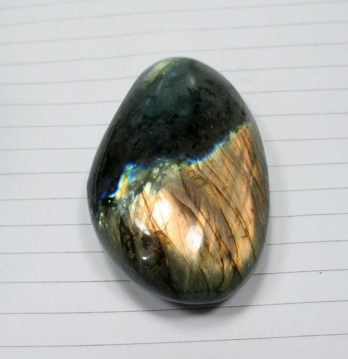 天然拉长石 月光石 光谱石原石手把件