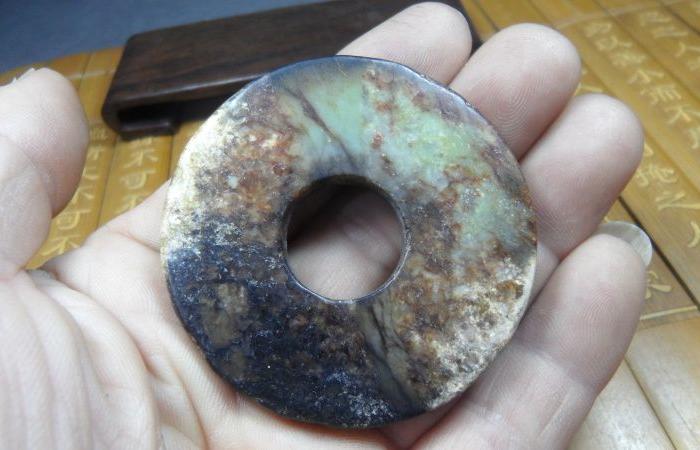 老和田玉土沁朱砂沁玉璧古玉老玉玉器古玩杂项古董收藏