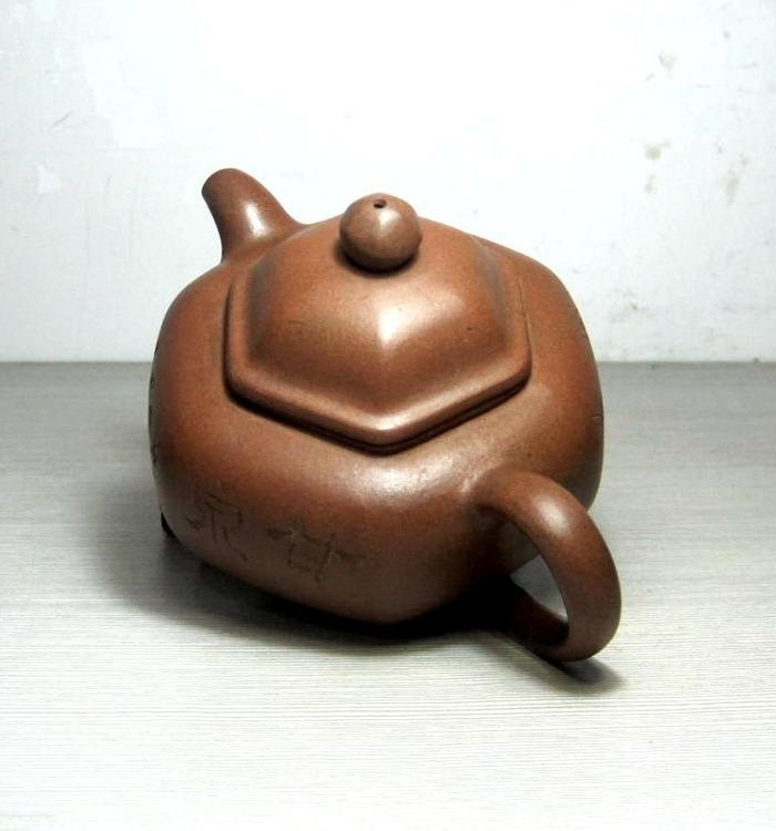 名家石生刻绘浑六方六棱小品老紫砂壶~200cc左右