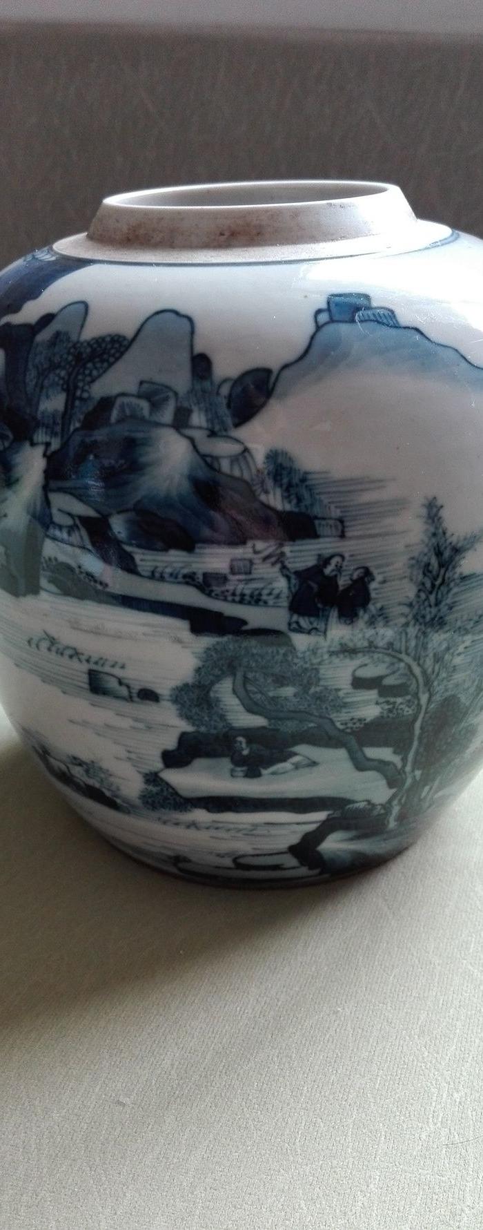 康熙青花山水人物罐