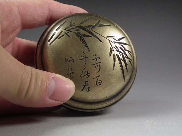 晚清老黄铜刻兰花诗文永宜昌款圆形大印泥盒