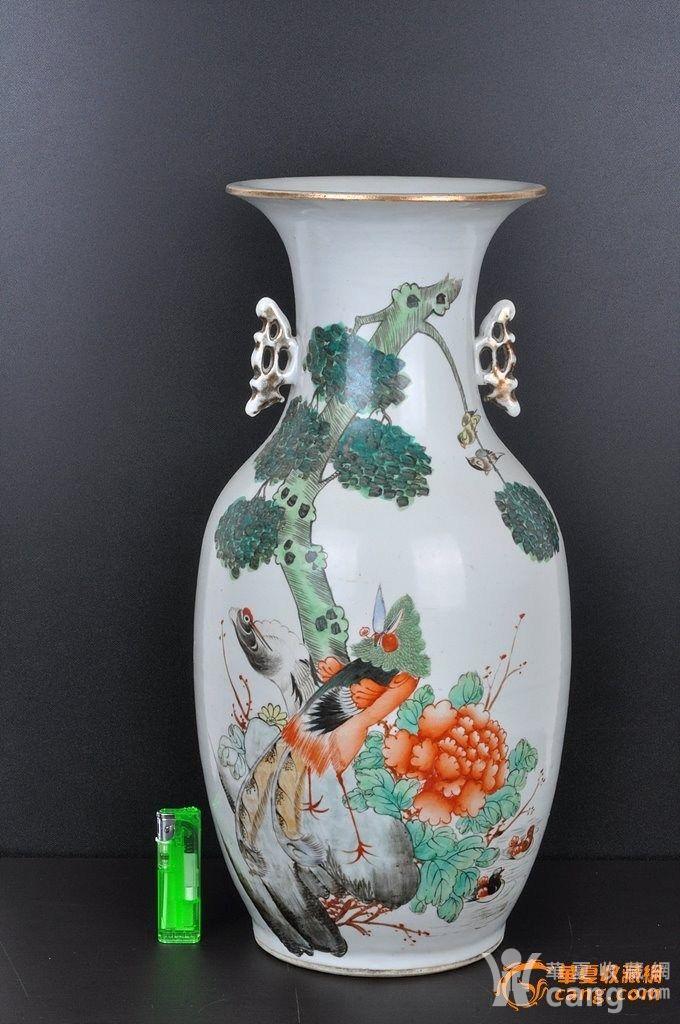 民国名家喻兴发粉彩五伦图掸瓶