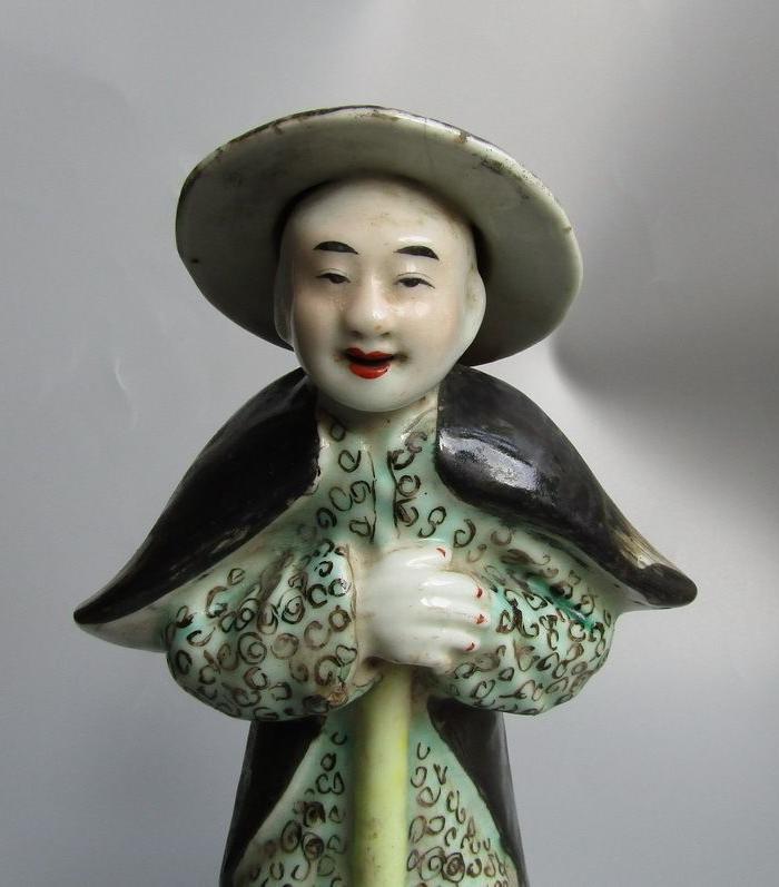 民国粉彩农夫像