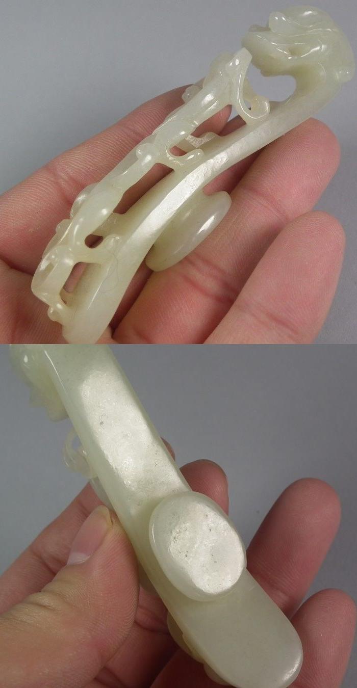 清代早期和田白玉镂空圆雕苍龙教子大玉带钩