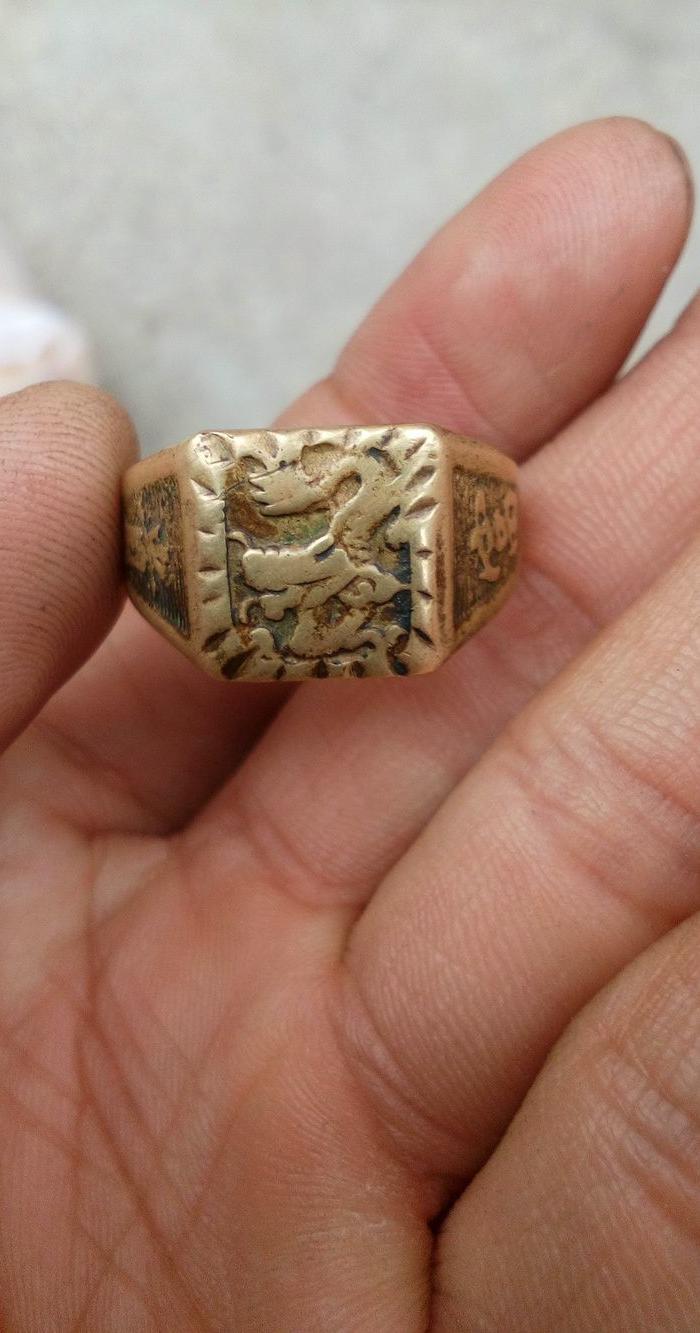 明代铜含金龙纹富贵戒指_明代铜含金龙纹富贵戒指价格_明代铜含金龙纹