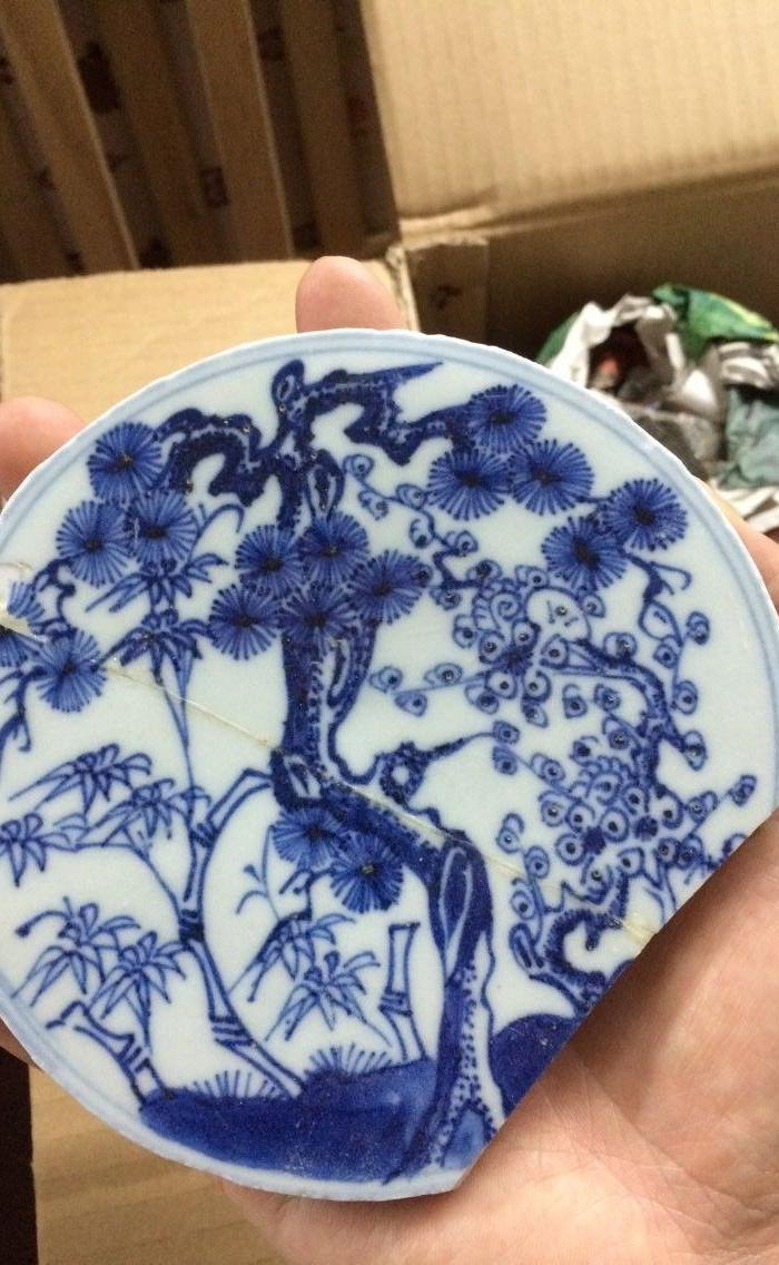 青花松竹梅瓷片