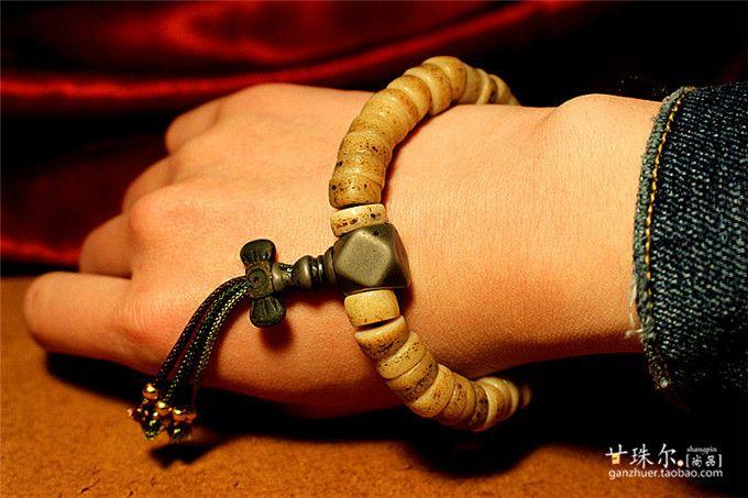 藏传老灵骨嘎巴拉佛珠