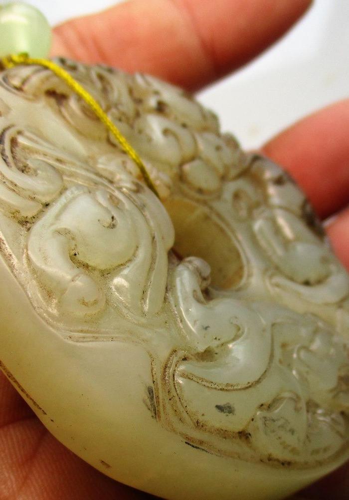 三吉兽老壁玉挂件(精品)双面功;值经;6厘米;重;91克