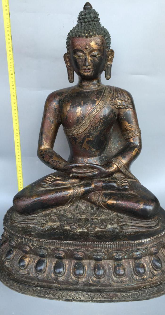 明代鎏金如来佛像