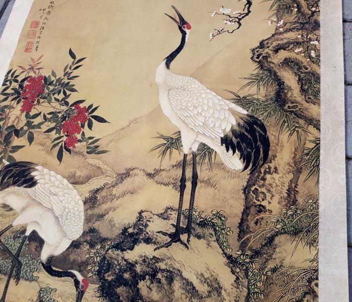 下乡收的清代传世一副名人双鹤绢画