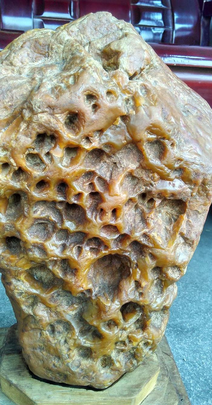 黄山蜂窝石