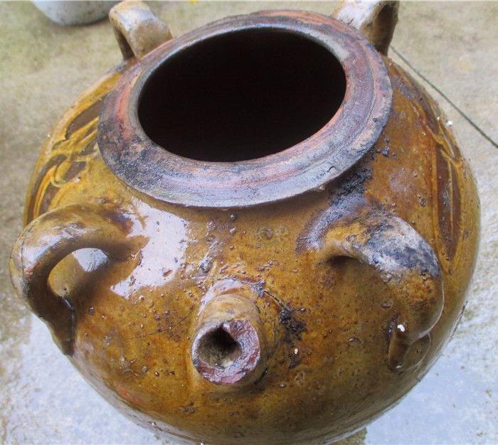 一个 四耳古陶罐
