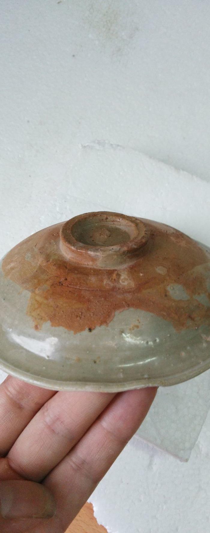 5cm     耀系永福窑,嗑边,洗内有点粘沙和剥釉,一侧烧塌现象,五鱼