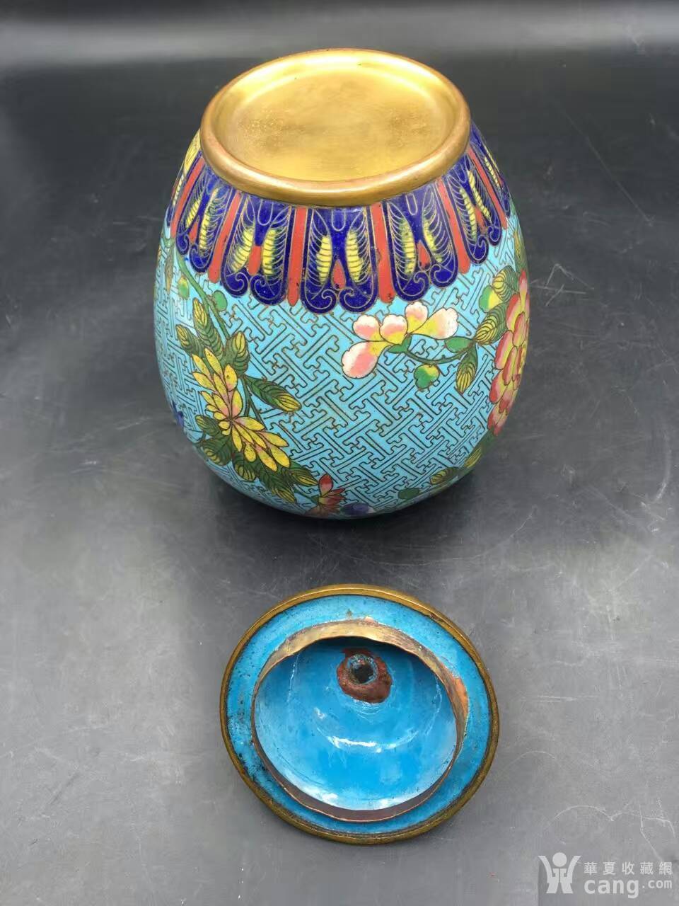民国铜胎掐丝珐琅花卉纹小罐 高21
