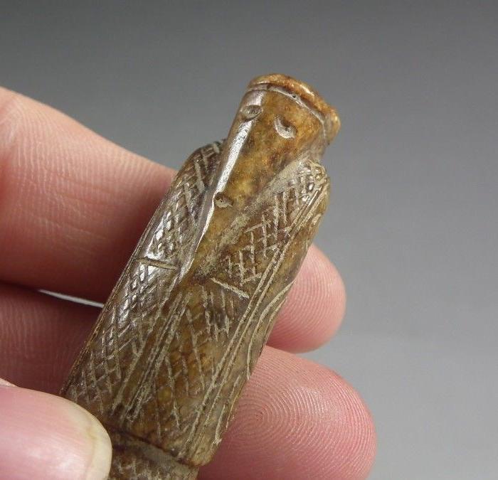 战汉地方玉带沁通天翁仲大玉坠