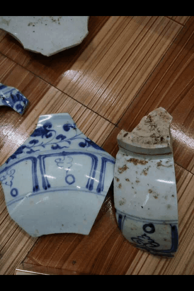 元青花残片