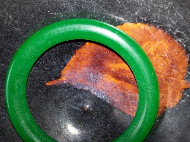 天然葱心绿翡翠手镯