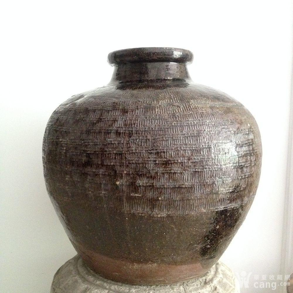 晚清民国,酱釉 鼓腹小口大酒坛.