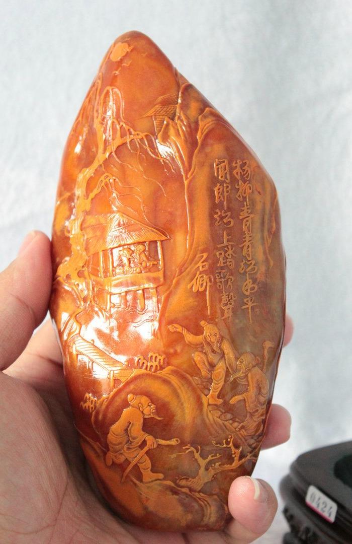精品寿山带*田黄石浮雕人物摆件石卿款带权威检测证书