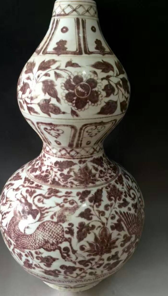 釉里红葫芦瓶 高50厘米