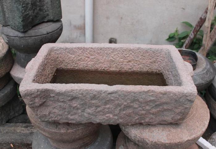 民俗老物件红石猪槽 鱼缸 农家乐摆设会所装饰 民宿