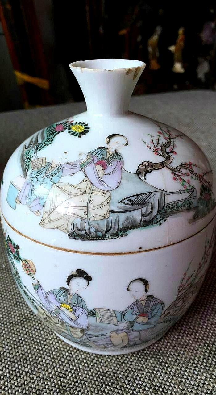 名家张义和盖罐,正面看想犯罪,后面看想下跪