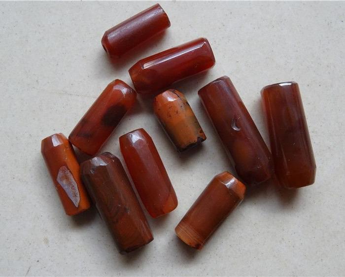 a6西亚老玛瑙管珠十颗