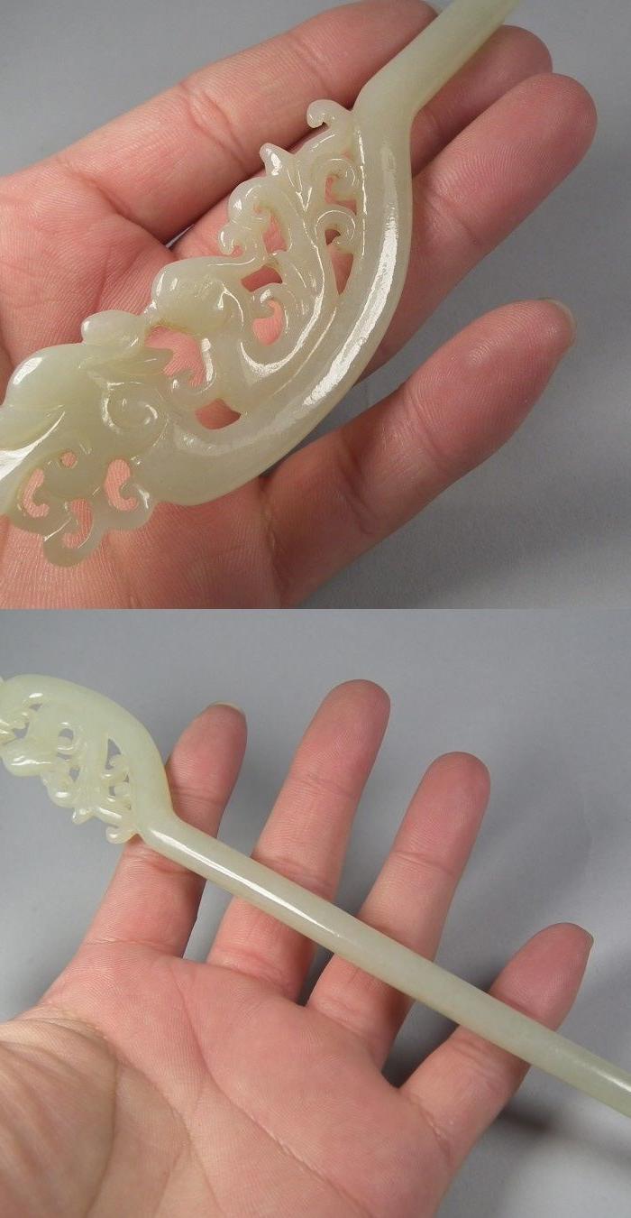 明代和田青白玉龙凤呈祥大型玉簪