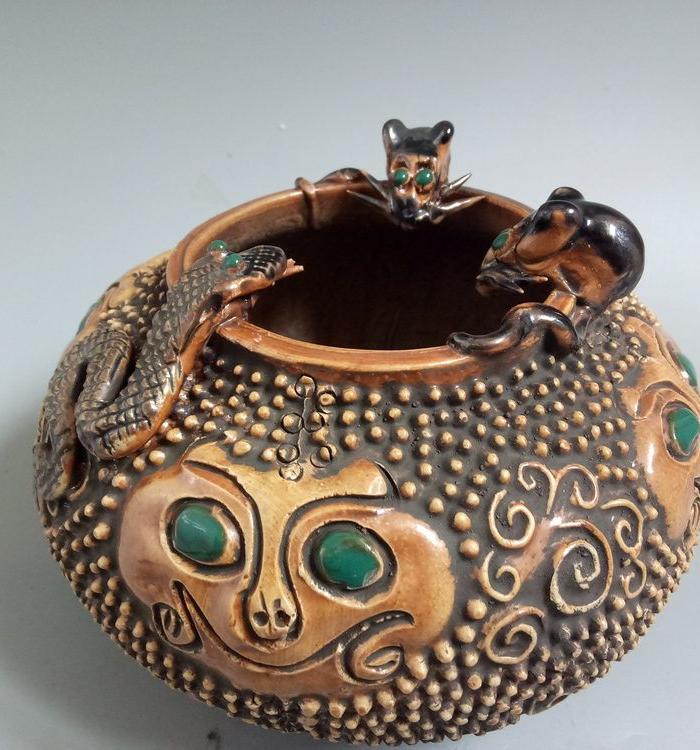 清代大号蛇鼠罐