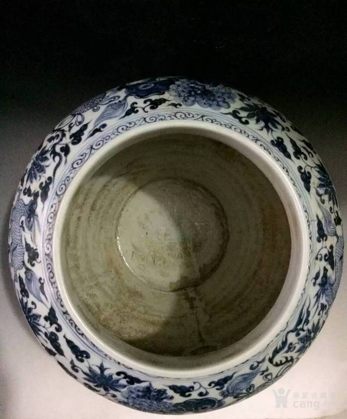 元青花牡丹纹罐