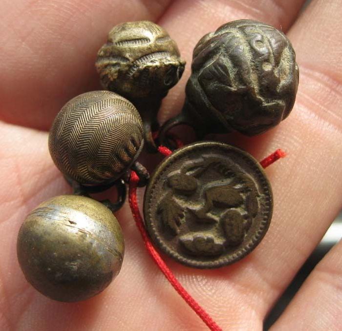 老铜扣子5个