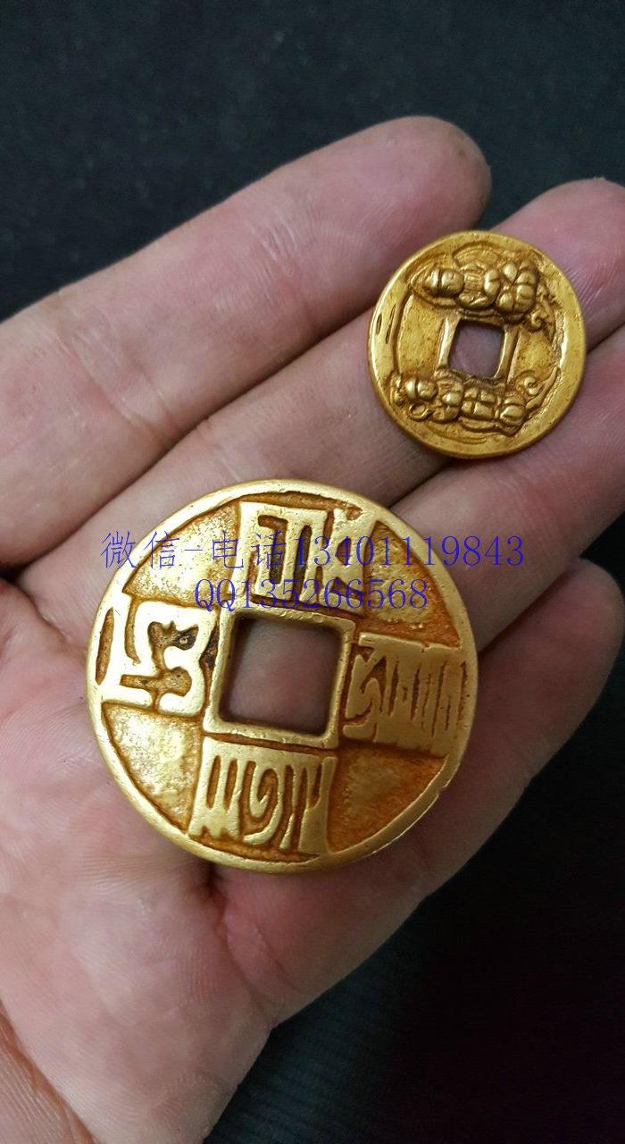 老金币 纯金币两枚