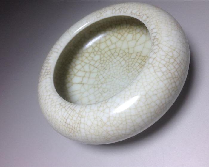 清代哥釉小笔洗