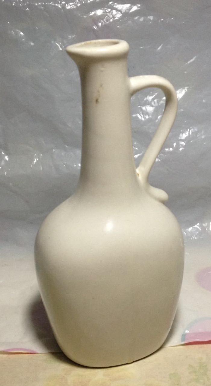 民国少见白釉瓷酒壶,全品