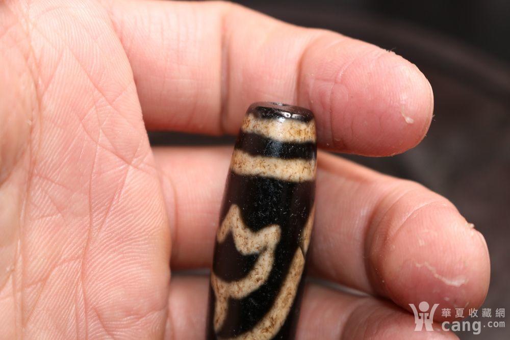 绿度母天珠起源:由于最早的天珠是绿度母撒到人间的,所以绿度母天珠