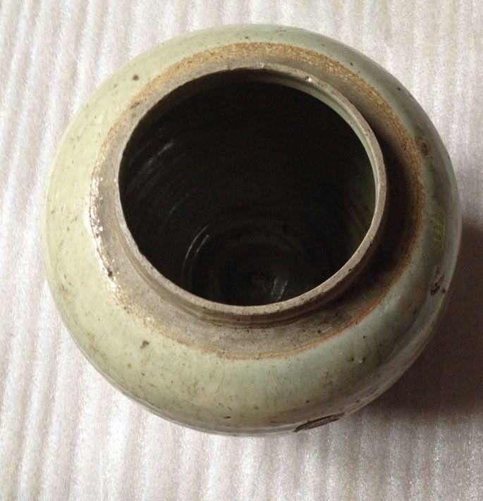 耀州窖青瓷罐.完好无损.