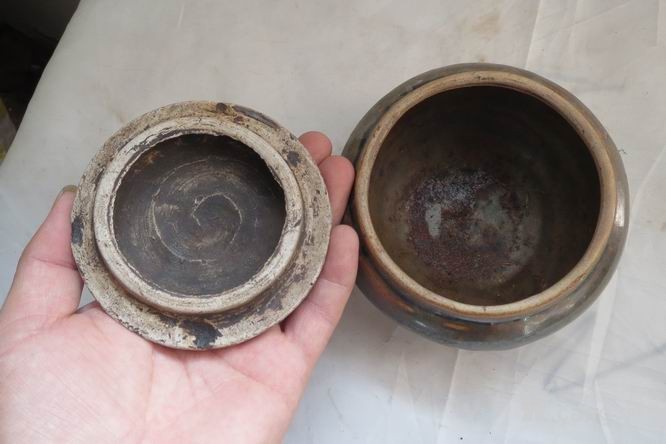 民国磁州窑酱釉油罐带盖完整