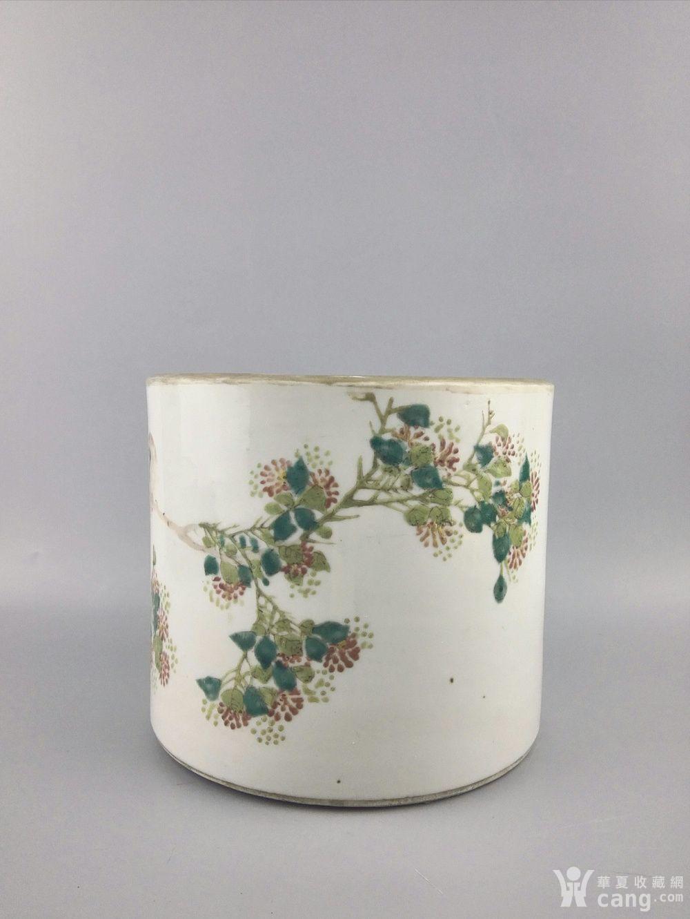 喻春:浅绛彩花鸟纹大口径笔筒