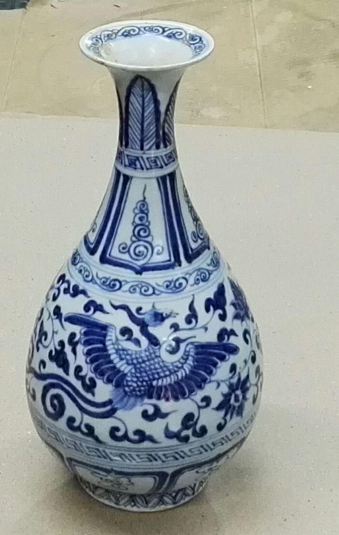 明早期青花凤凰纹玉壶春瓶.
