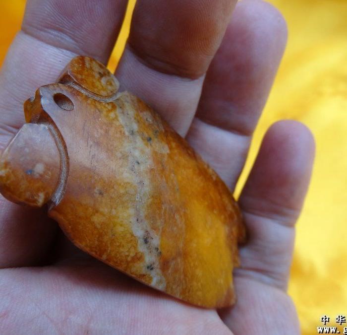 战汉时期老和田错金玉蝉