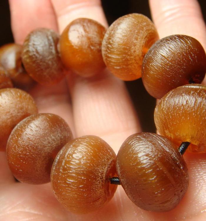 清代亚洲苏门答腊**1.6cm*18蜜色佛珠