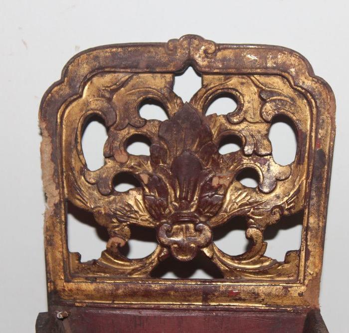 清代草龙木雕挂件