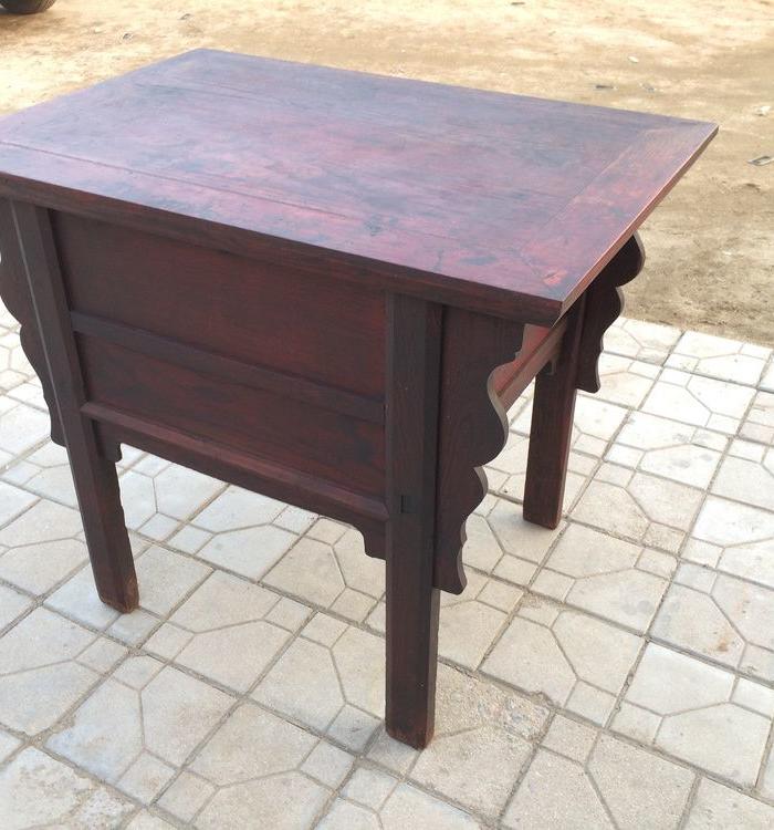 漂亮厚重的老楸木桌子一张